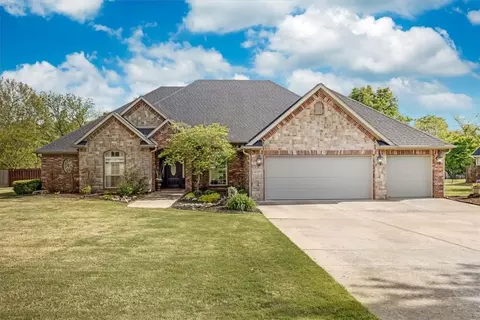 6727 Freedom Pl, Springdale, AR 72762