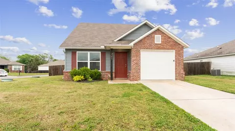 3611 Justice Dr, Springdale, AR 72764