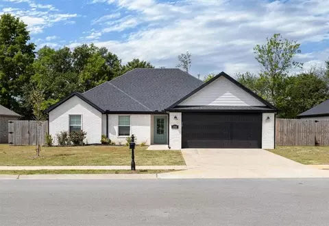 1704 S 11th Pl, Rogers, AR 72756