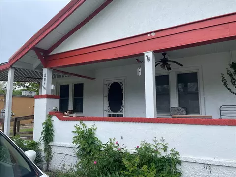 610 Holcomb St, Springdale, AR 72764