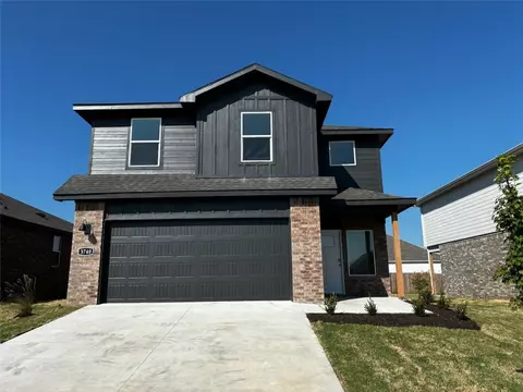 3740 Pinecrest St, Springdale, AR 72764
