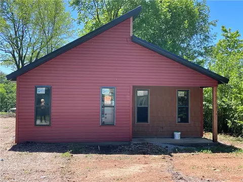 367 Maple Ave, Decatur, AR 72722