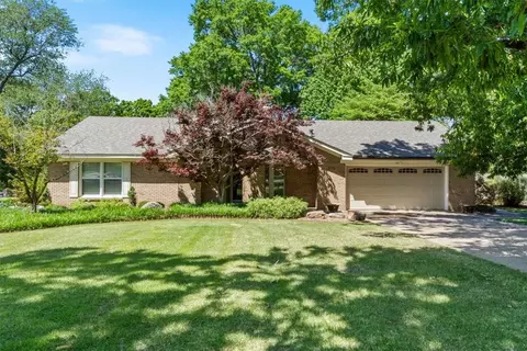 212 Western Hills Dr, Siloam Springs, AR 72761