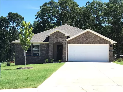 5737 Selah St, Springdale, AR 72764