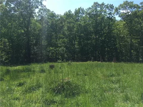 13855 Eastgate Dr, Rogers, AR 72756
