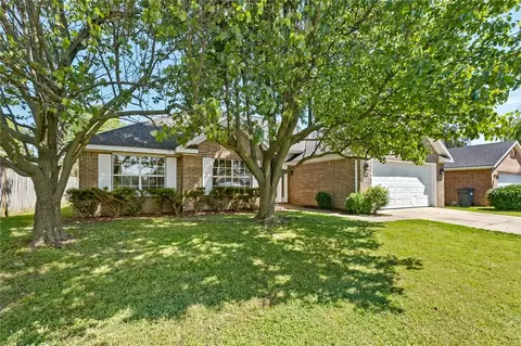 252 E Colorado Ave, Springdale, AR 72764
