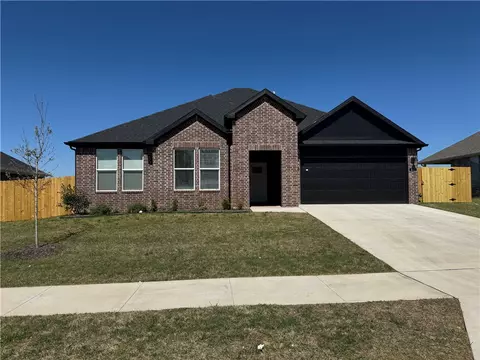 211 N Yona Ln, Farmington, AR 72730