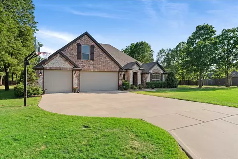 5873 W Kennedy Dr, Fayetteville, AR 72704