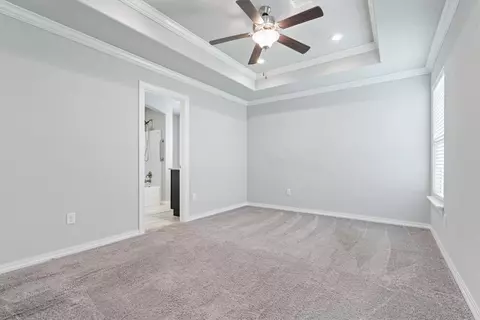 Bedroom - 1021 Silverthorn Dr, Centerton, AR 72719 photo 2 of 4