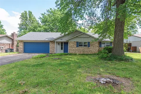 1607 Greenbriar St, Springdale, AR 72762