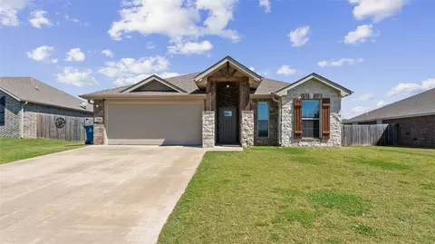 708 NW 64th Ave, Bentonville, AR 72713