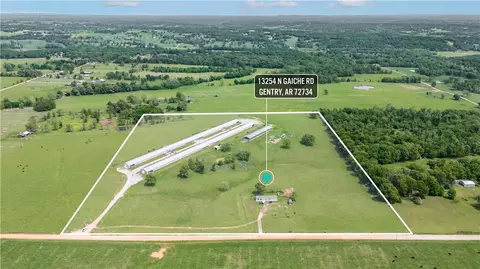 13254 Gaiche Rd, Gentry, AR 72734