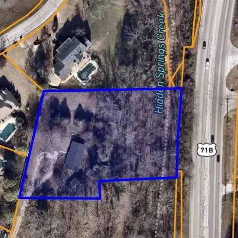 1506 NW J St, Bentonville, AR 72712
