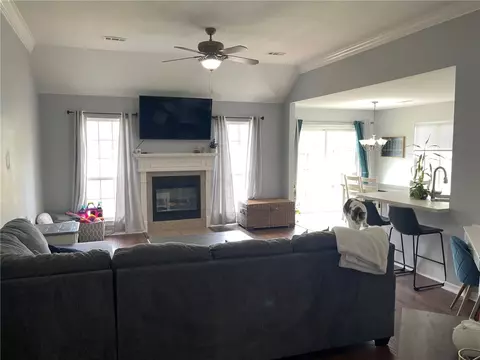 701 Emerald St, Lowell, AR 72745 photo 4