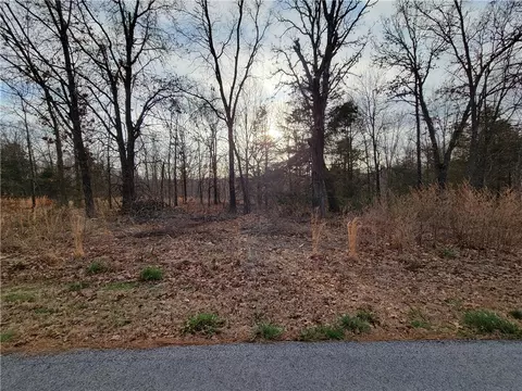 Hurlford Lane, Bella Vista, AR 72715