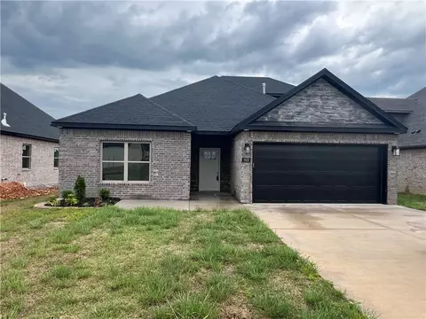 1931 Edgewood Rd, Bentonville, AR 72712