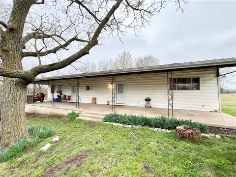 444 N 446 N Duff Ave, Sulphur Springs, AR 72768