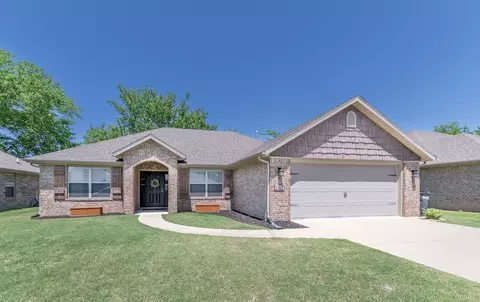 2311 W Margaret St, Rogers, AR 72756