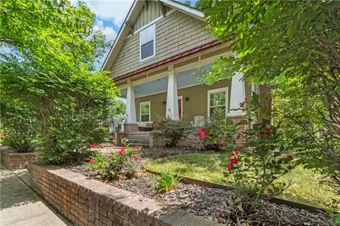 1792 Best Friend Ln, Fayetteville, AR 72704