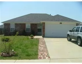 1061 Evergreen St, Centerton, AR 72719