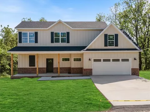 10 Cannich Cir, Bella Vista, AR 72715