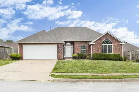4531 Sadie St, Springdale, AR 72762
