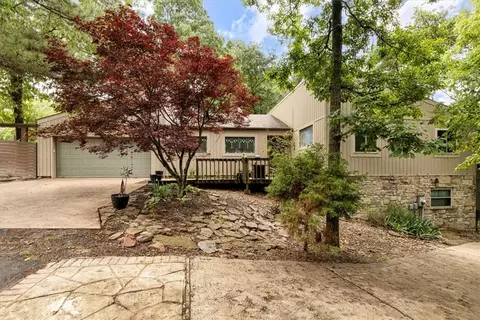 1 Taw Ln, Bella Vista, AR 72714