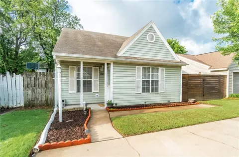2103 Aline Ct, Springdale, AR 72762