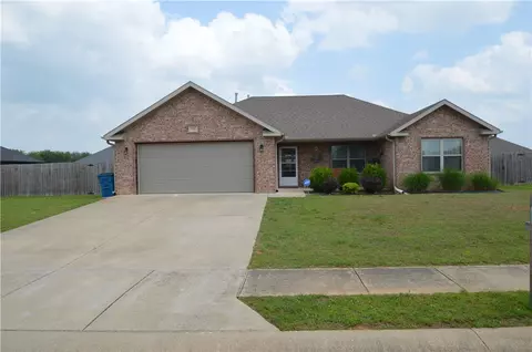 790 Washburn Dr, Pea Ridge, AR 72751