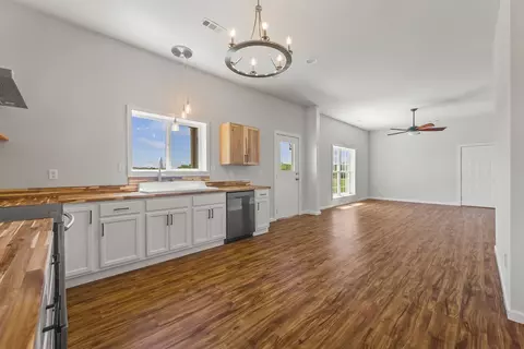 11095 Fishback Rd, Gravette, AR 72736 photo 5