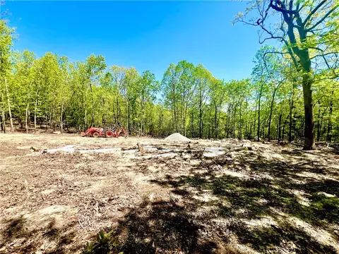 13 Mason Dr, Mountain Home, AR 72653