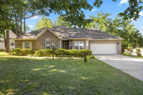 137 W 26th Cir, Fayetteville, AR 72701
