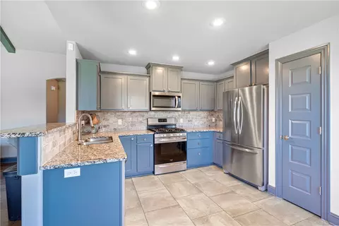 7566 Devonshire Ave, Springdale, AR 72762 photo 6