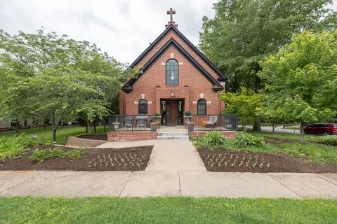 309 E Lafayette St #202, Fayetteville, AR 72701