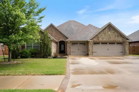 1505 SW Hayfield Ave, Bentonville, AR 72712