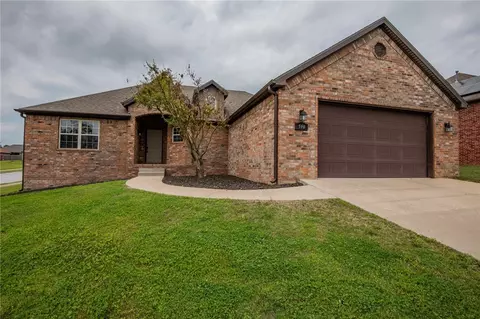 590 Sorrento Dr, Centerton, AR 72719
