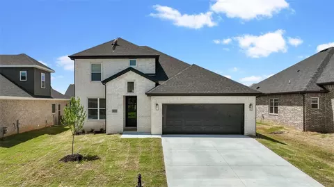 1111 Mammoth St, Bentonville, AR 72713