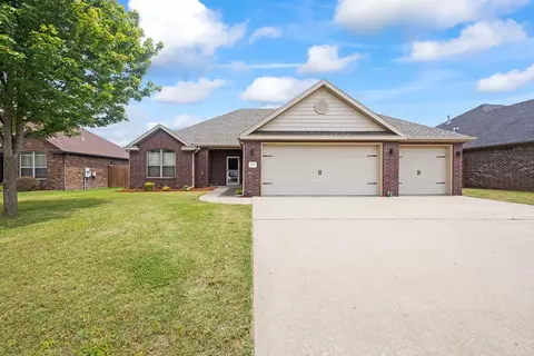 2913 N 14th Pl, Rogers, AR 72756 photo 2