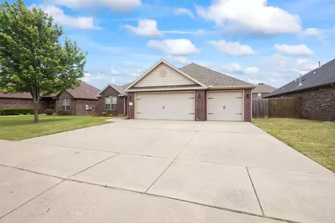 2913 N 14th Pl, Rogers, AR 72756 photo 3