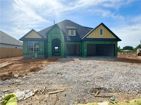 1411 Dresden Dr, Centerton, AR 72719
