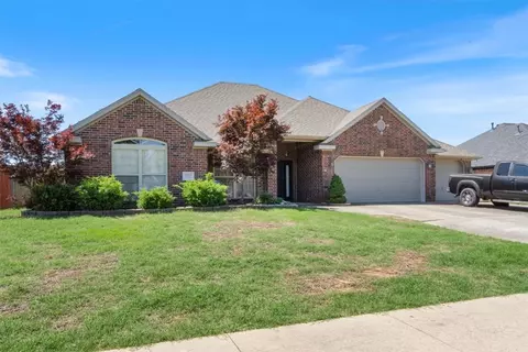 2033 Green Mdws, Springdale, AR 72764