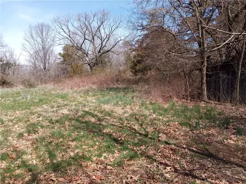 7509 Little St, Seligman, MO 65745