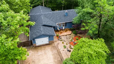 10 Wimborne Ln, Bella Vista, AR 72715