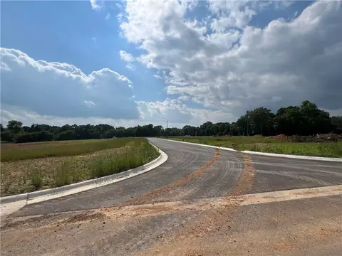 Davidson Road, Siloam Springs, AR 72761