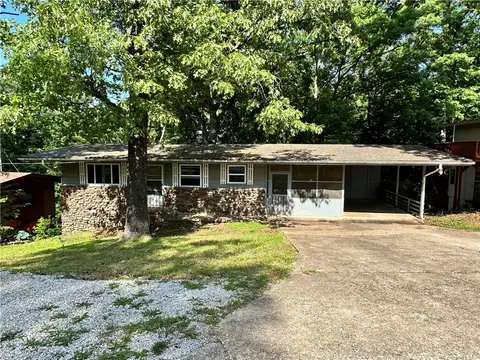 10 Duvall Ln, Bella Vista, AR 72715
