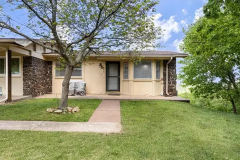14662 Arrowhead Dr, Rogers, AR 72756