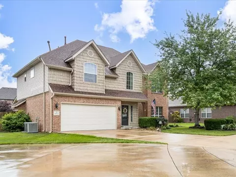 16 Grassland Trl, Bentonville, AR 72712