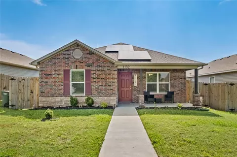 1192 S Morningside Dr, Fayetteville, AR 72701