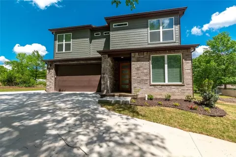 962 W Boone St, Fayetteville, AR 72701