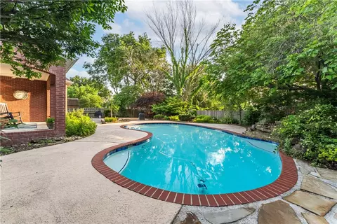 205 Olinka Pass St, Bentonville, AR 72712